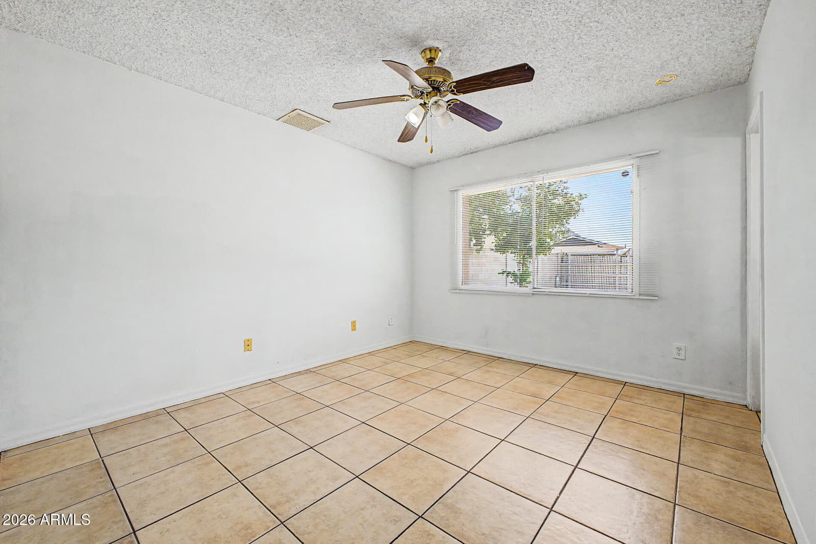8201 W Sells Drive, Phoenix, AZ 85033 — photo 12 of 26