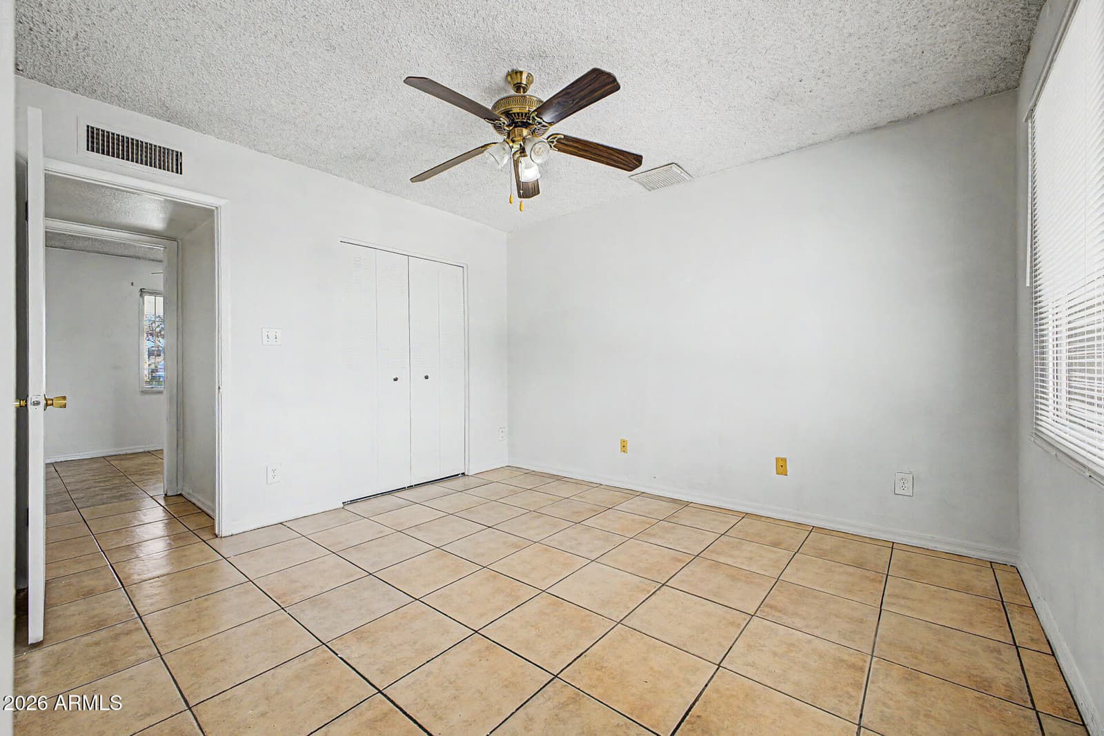 8201 W Sells Drive, Phoenix, AZ 85033 — photo 13 of 26