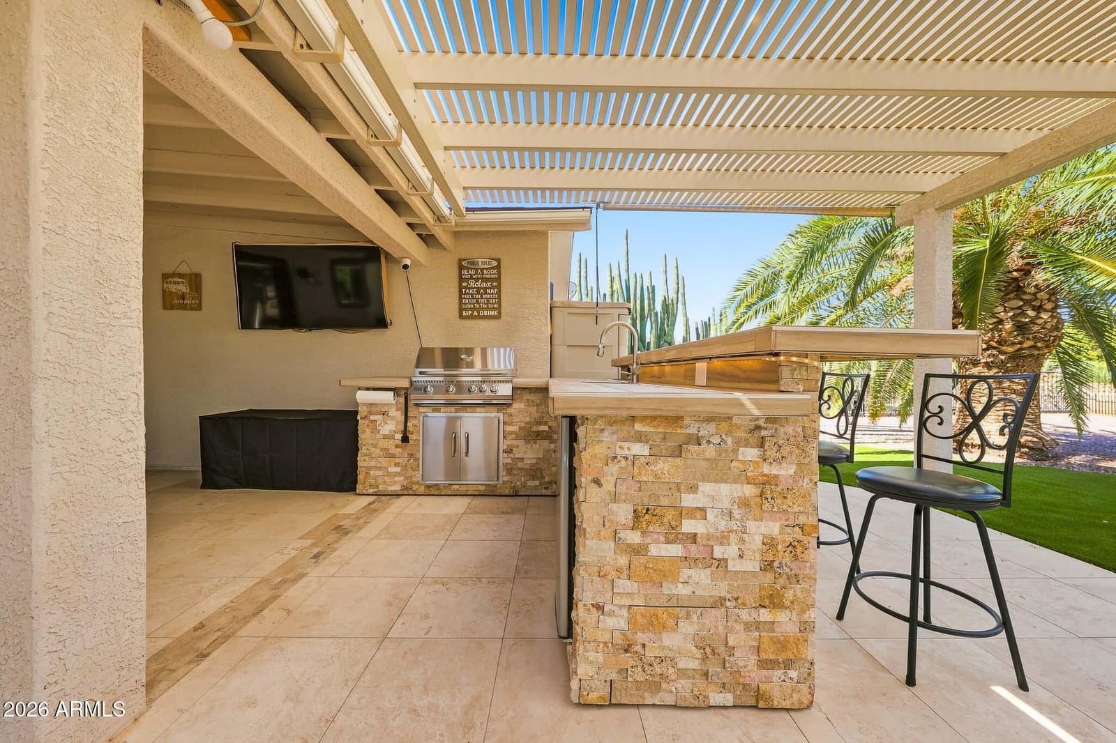 922 S Ember Circle, Mesa, AZ 85208 — photo 5 of 47