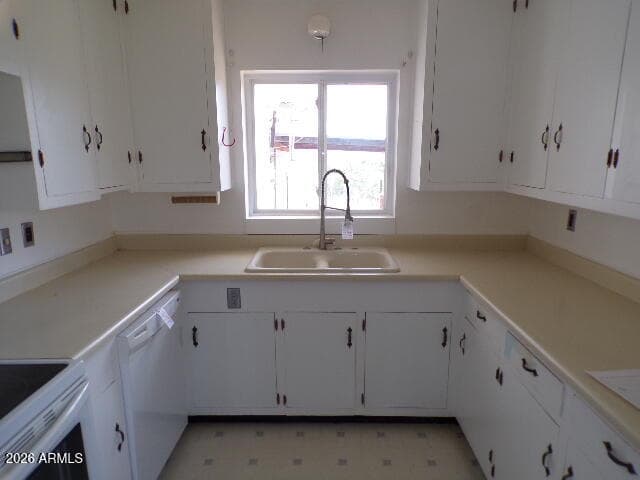 564 E Noble Drive, Globe, AZ 85501 — photo 12 of 34