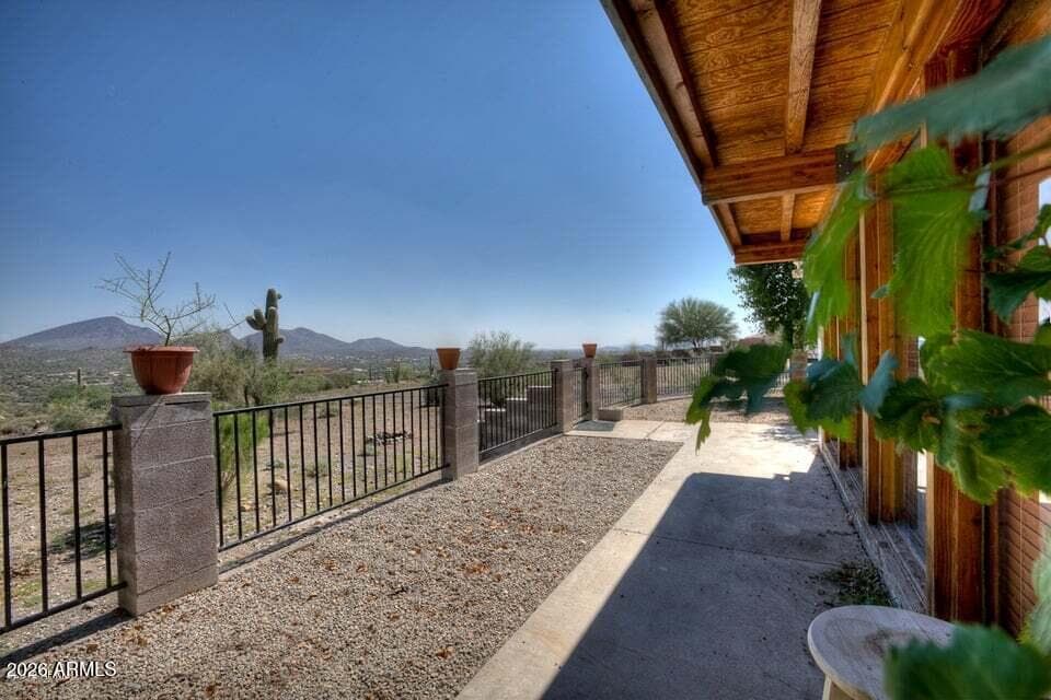 43950 N 11th Avenue, New River, AZ 85087 — photo 3 of 44