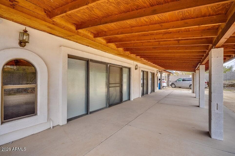 43950 N 11th Avenue, New River, AZ 85087 — photo 7 of 44