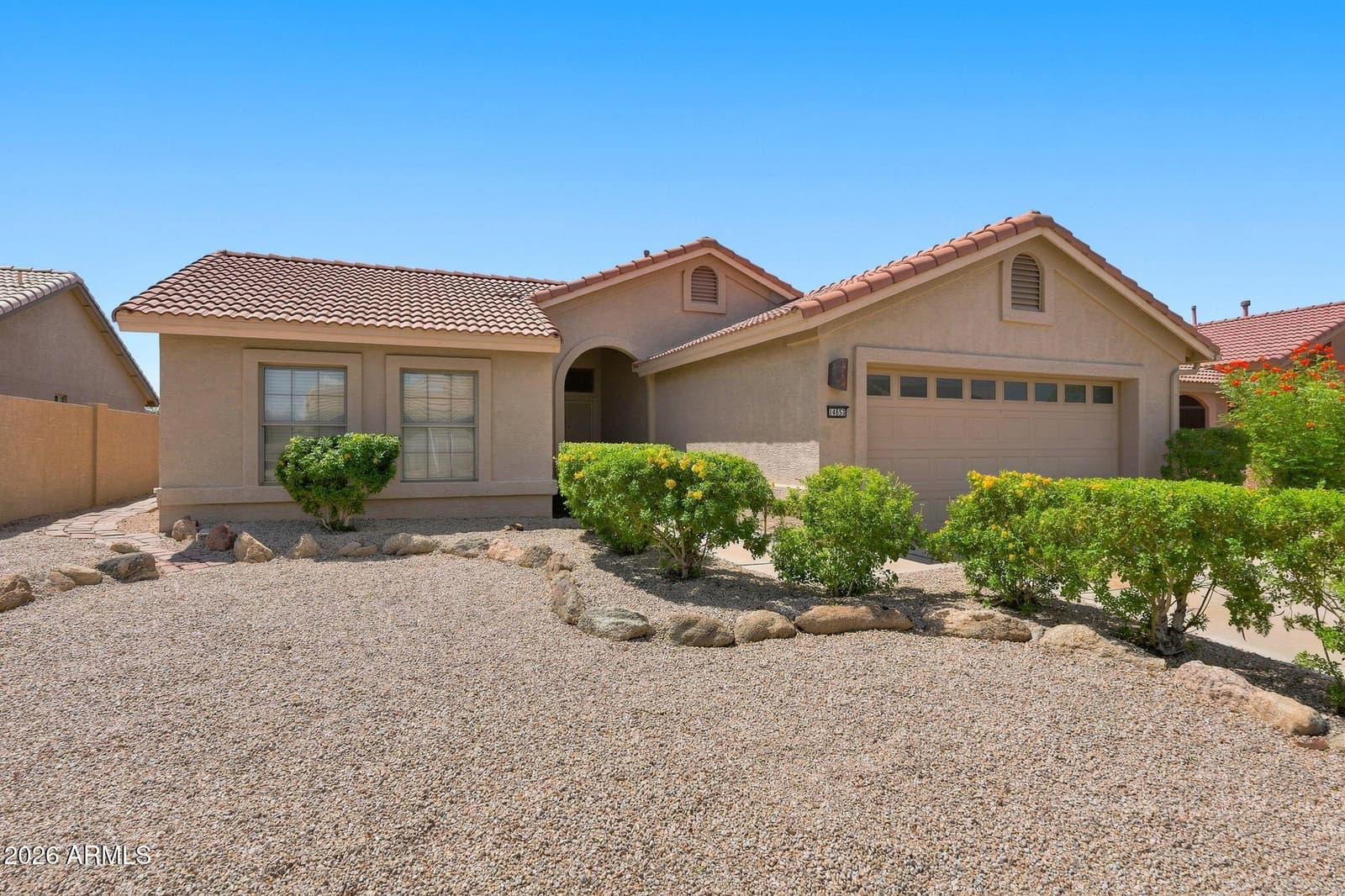 14653 W Piccadilly Road, Goodyear, AZ 85395 — photo 3 of 43