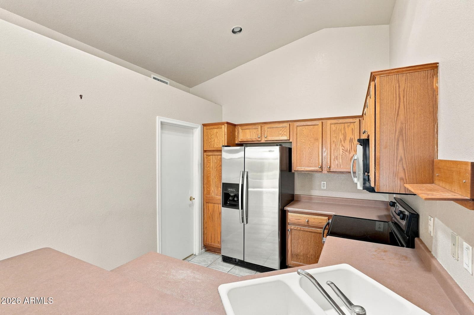 14653 W Piccadilly Road, Goodyear, AZ 85395 — photo 11 of 43