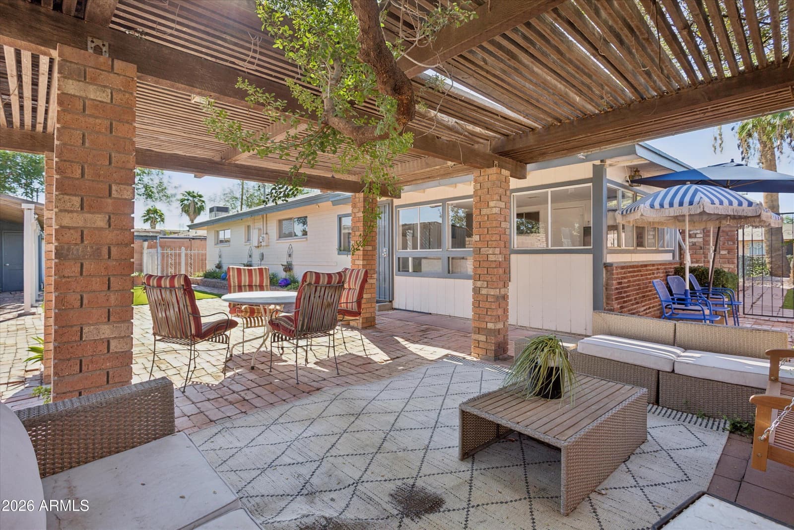116 W Orchid Lane, Chandler, AZ 85225 — photo 4 of 37