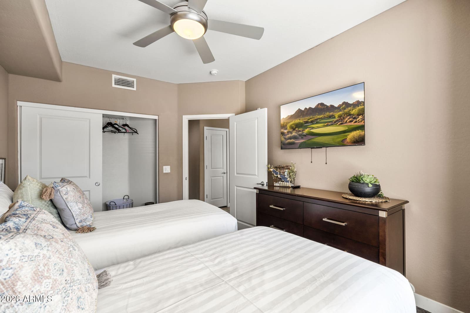 5450 E Deer Valley Drive 1193, Phoenix, AZ 85054 — photo 24 of 55