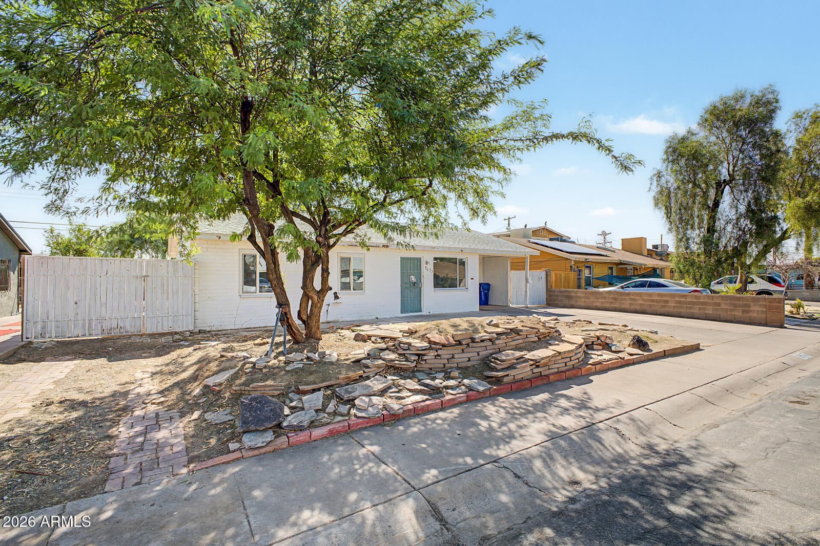 5633 N 63rd Drive, Glendale, AZ 85301 — photo 2 of 35