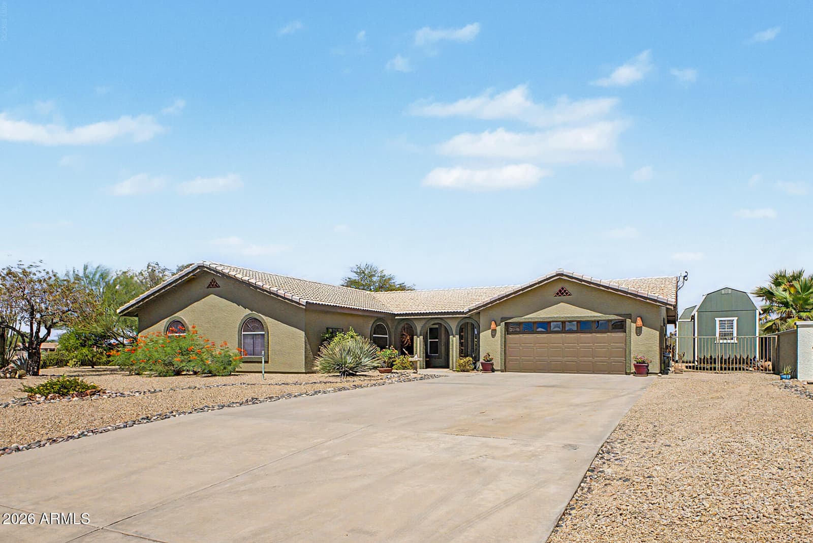 820 Sierra Vista Drive, Wickenburg, AZ 85390 — photo 3 of 65