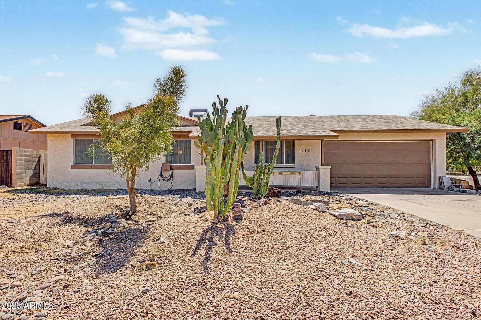 4219 W Sunnyside Avenue, Phoenix, AZ 85029 — photo 1 of 26