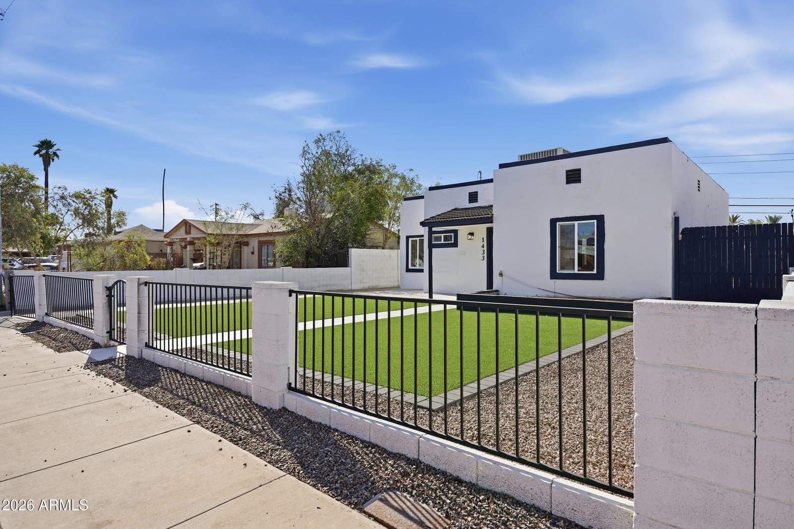 1433 E Portland Street, Phoenix, AZ 85006 — photo 3 of 41