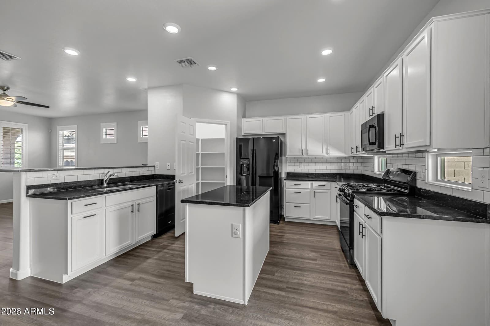 36909 N Coronado Lane, San Tan Valley, AZ 85140 — photo 19 of 51