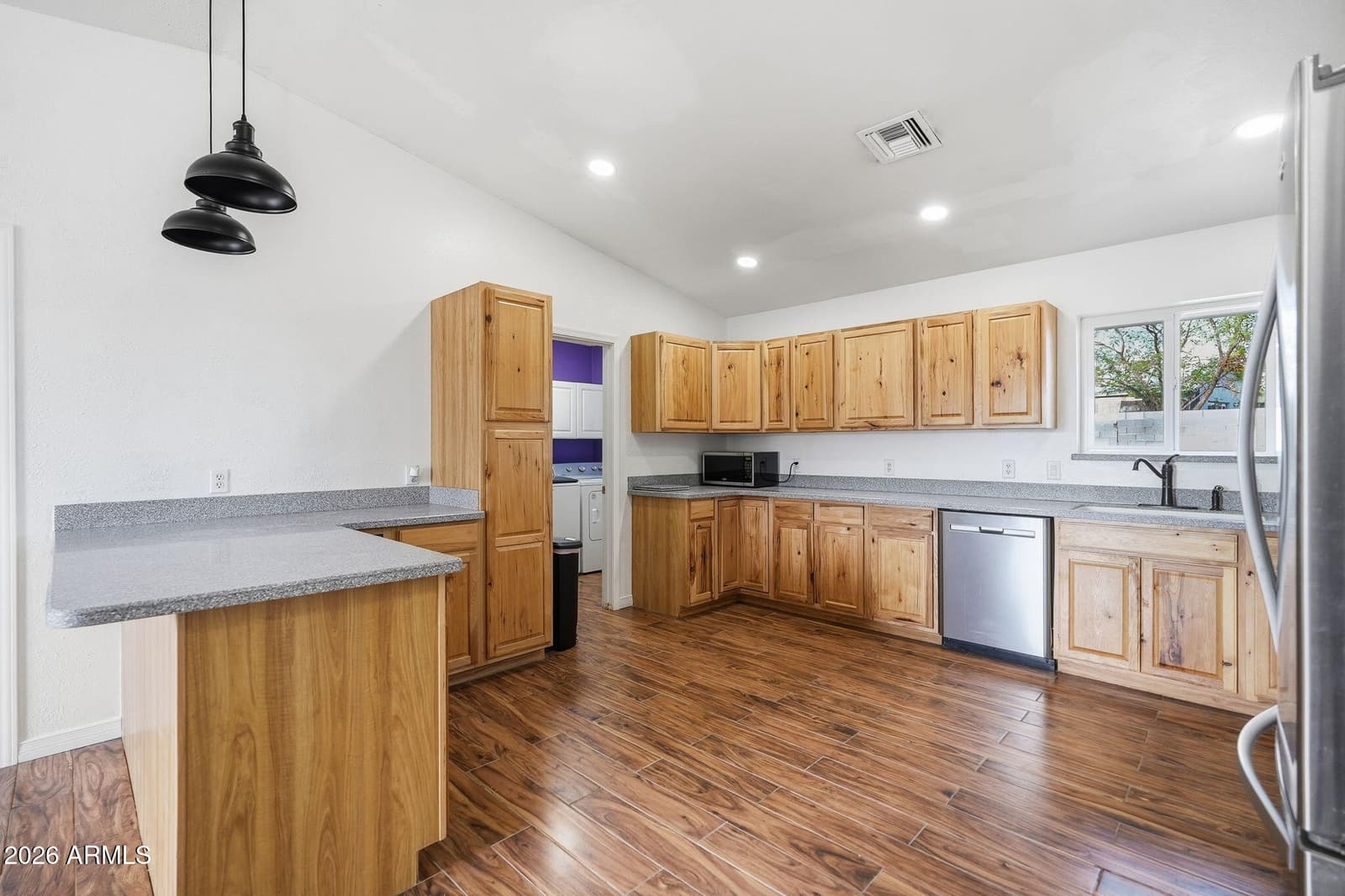 639 N 93rd Street, Mesa, AZ 85207 — photo 4 of 16