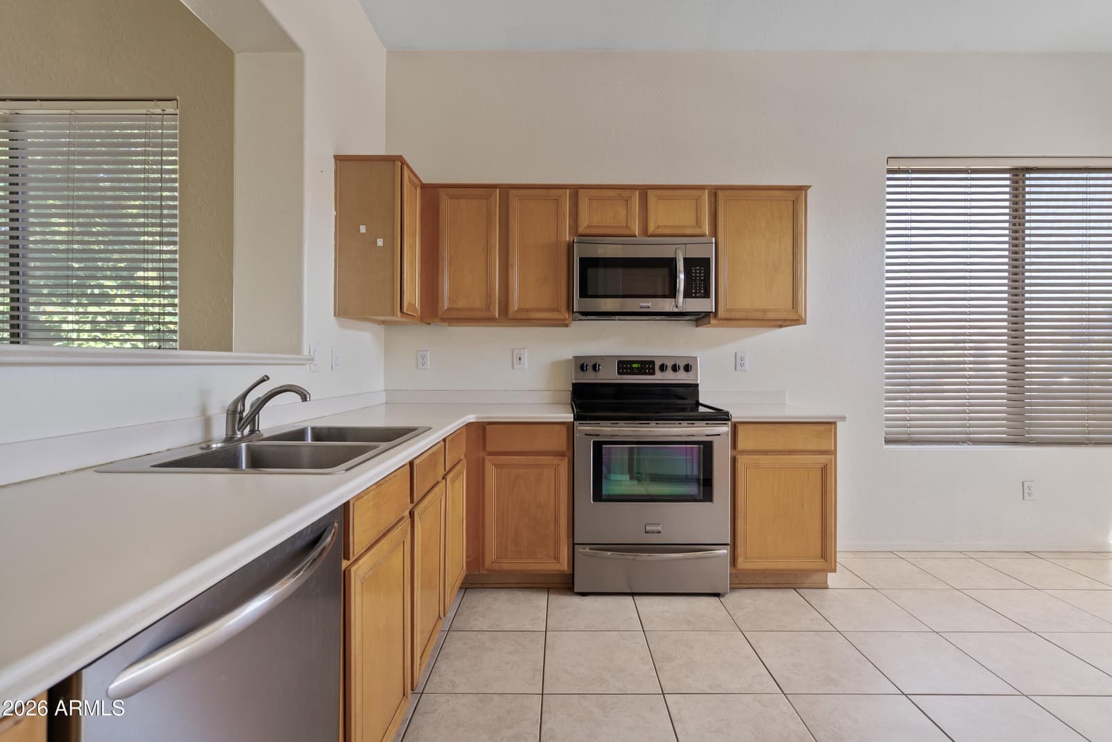 3928 S Hollyhock Place, Chandler, AZ 85248 — photo 6 of 39