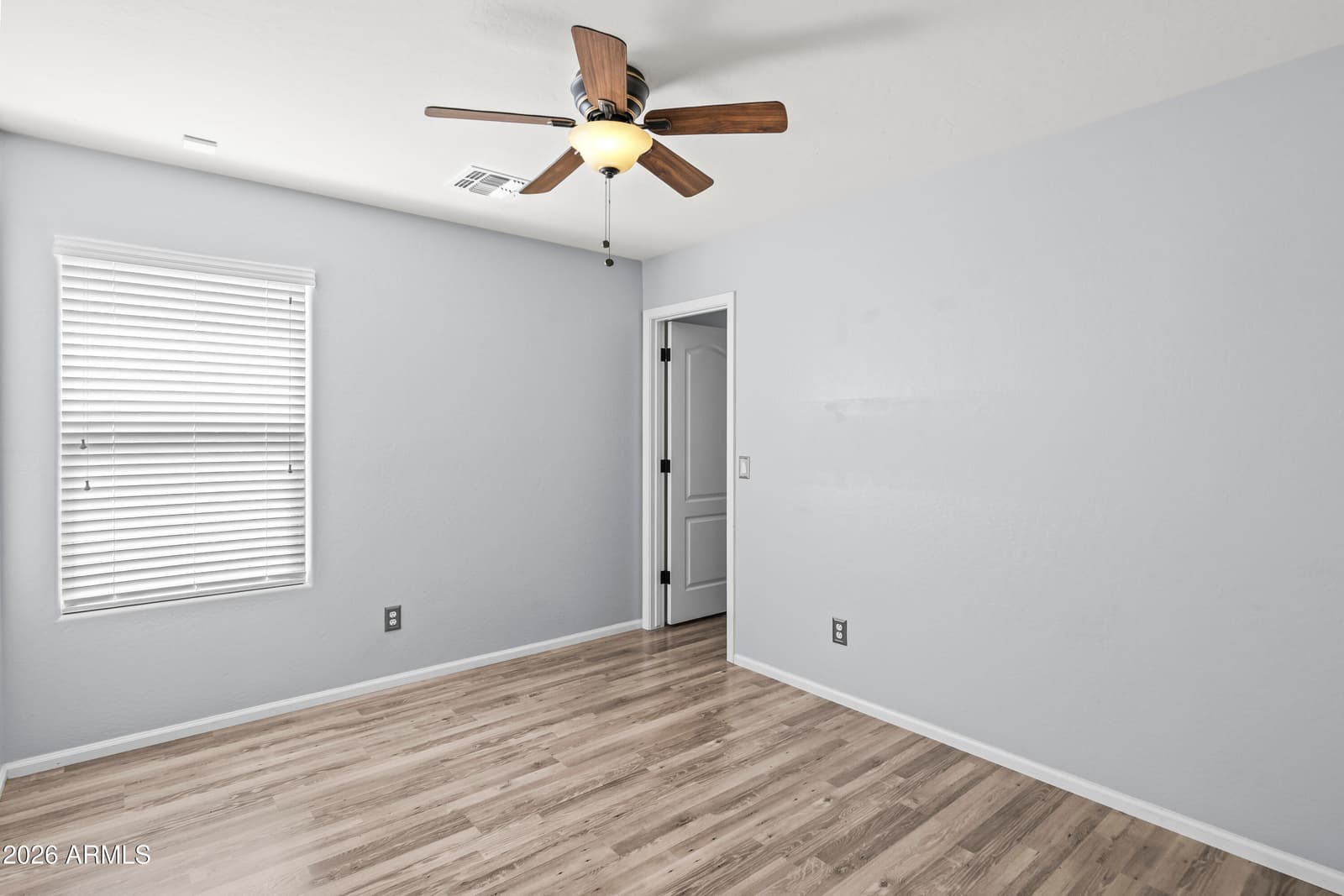 23221 N 40th Way, Phoenix, AZ 85050 — photo 16 of 32