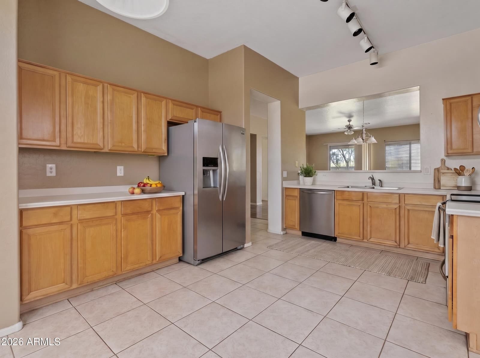 3928 S Hollyhock Place, Chandler, AZ 85248 — photo 7 of 39
