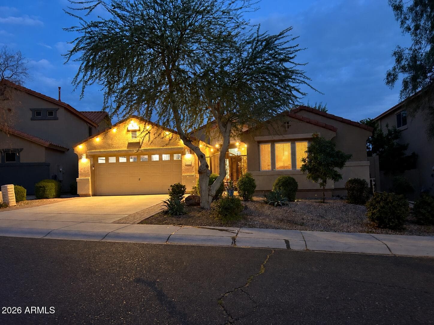 23221 N 40th Way, Phoenix, AZ 85050 — photo 1 of 32