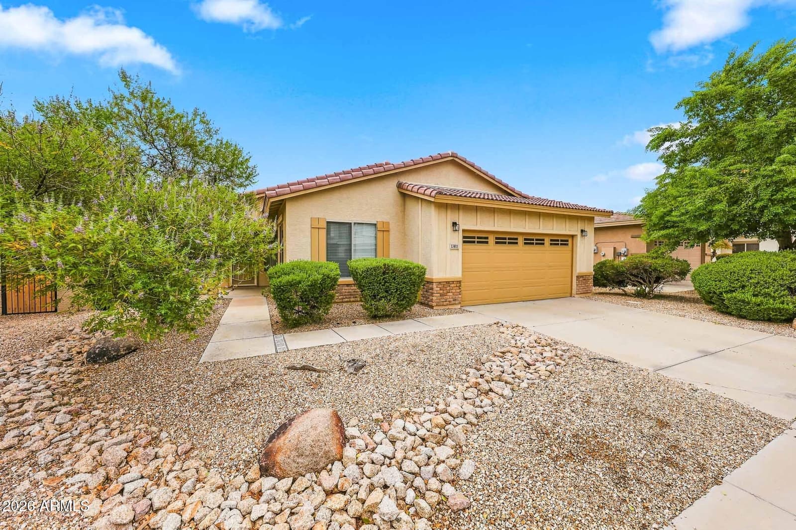 13811 W Redfield Road, Surprise, AZ 85379 — photo 2 of 45