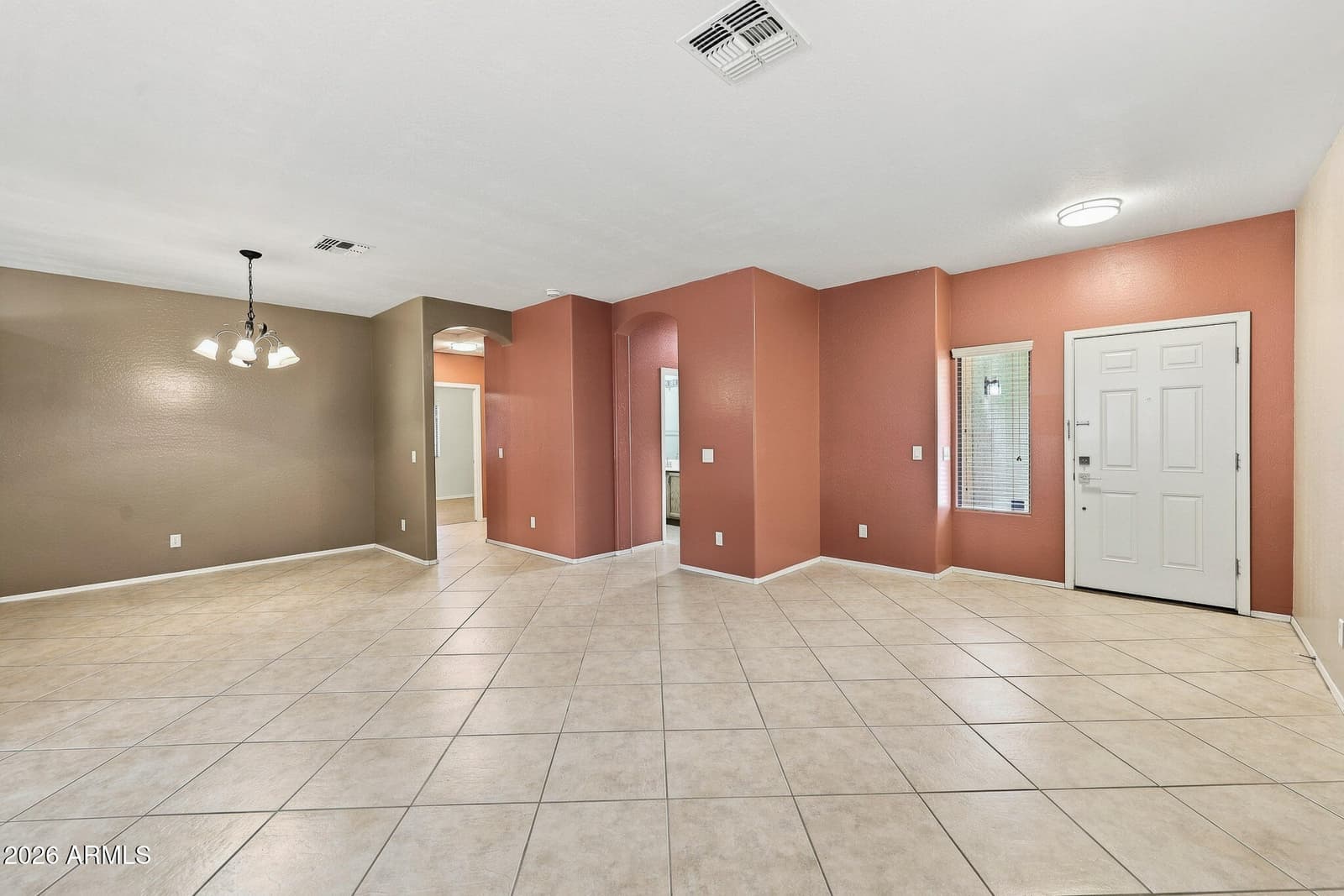 13811 W Redfield Road, Surprise, AZ 85379 — photo 4 of 45