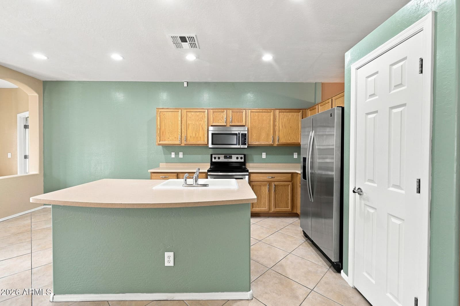 13811 W Redfield Road, Surprise, AZ 85379 — photo 11 of 45