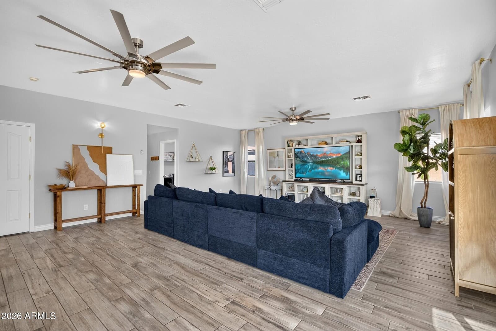 7601 W Southgate Avenue, Phoenix, AZ 85043 — photo 17 of 56