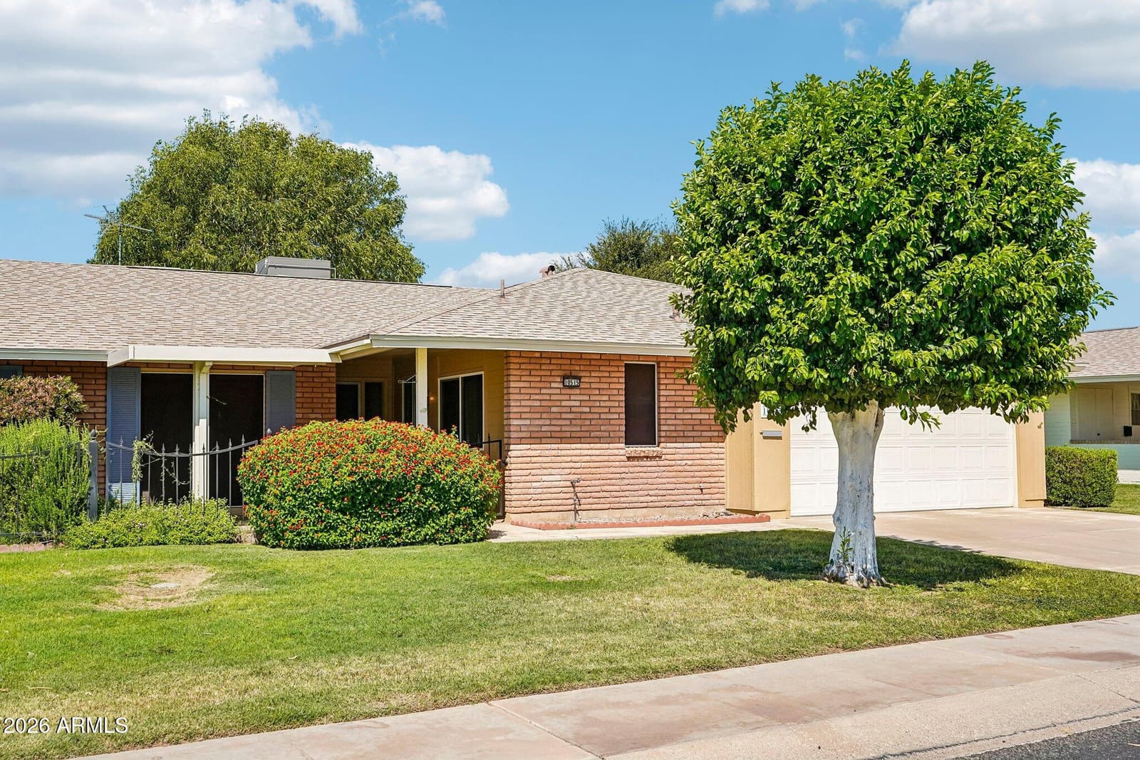 10515 W Roundelay Circle, Sun City, AZ 85351 — photo 1 of 38