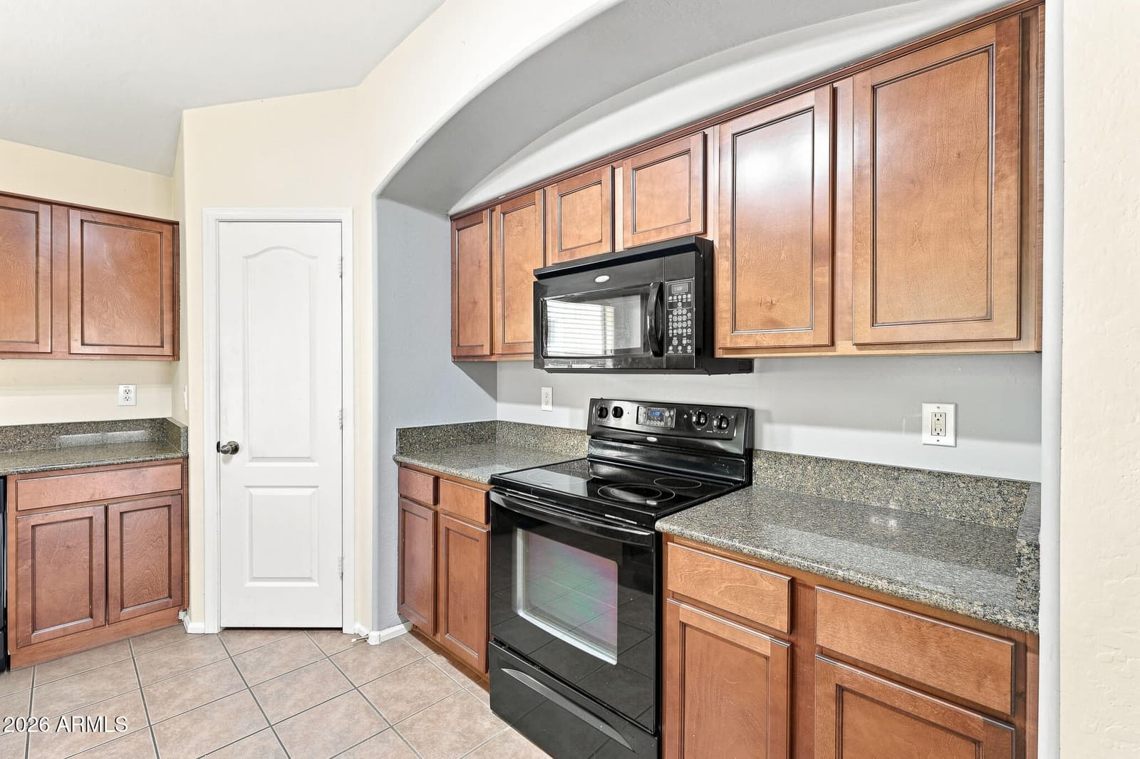 13625 N 175th Drive, Surprise, AZ 85388 — photo 11 of 50