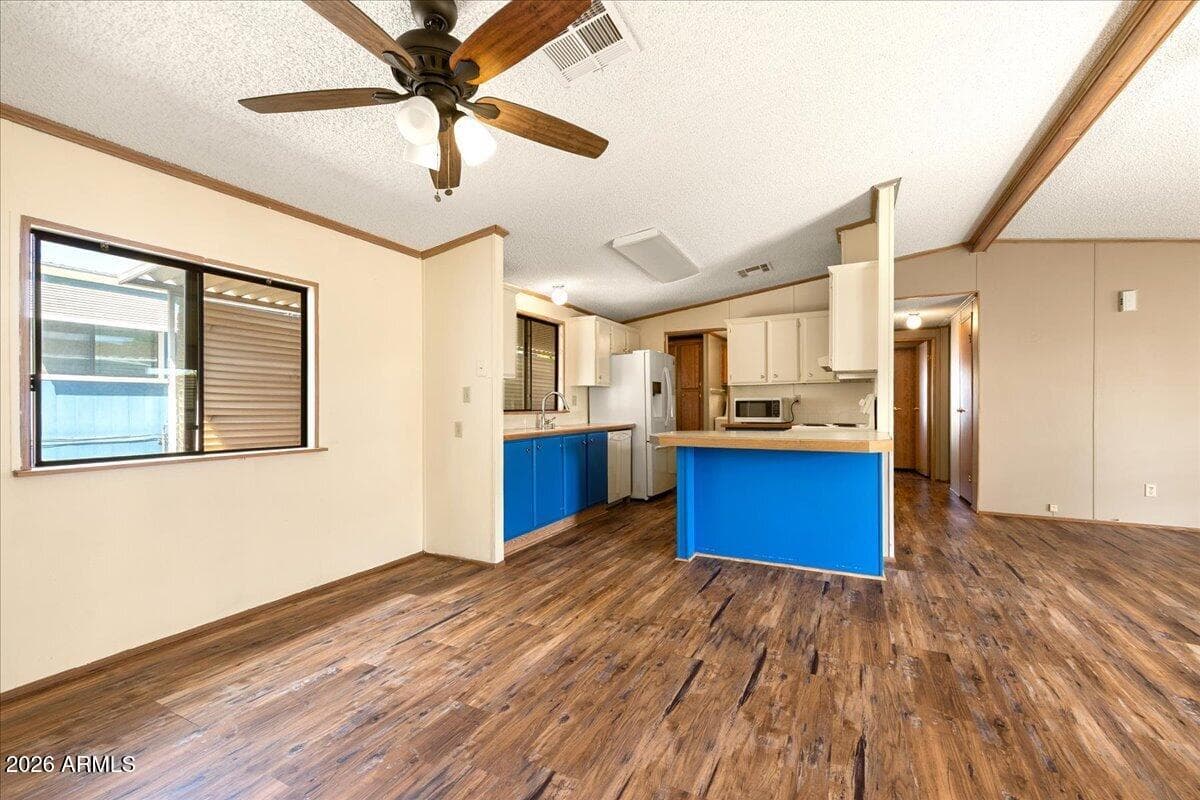 327 Lampliter Village, Clarkdale, AZ 86324 — photo 7 of 21