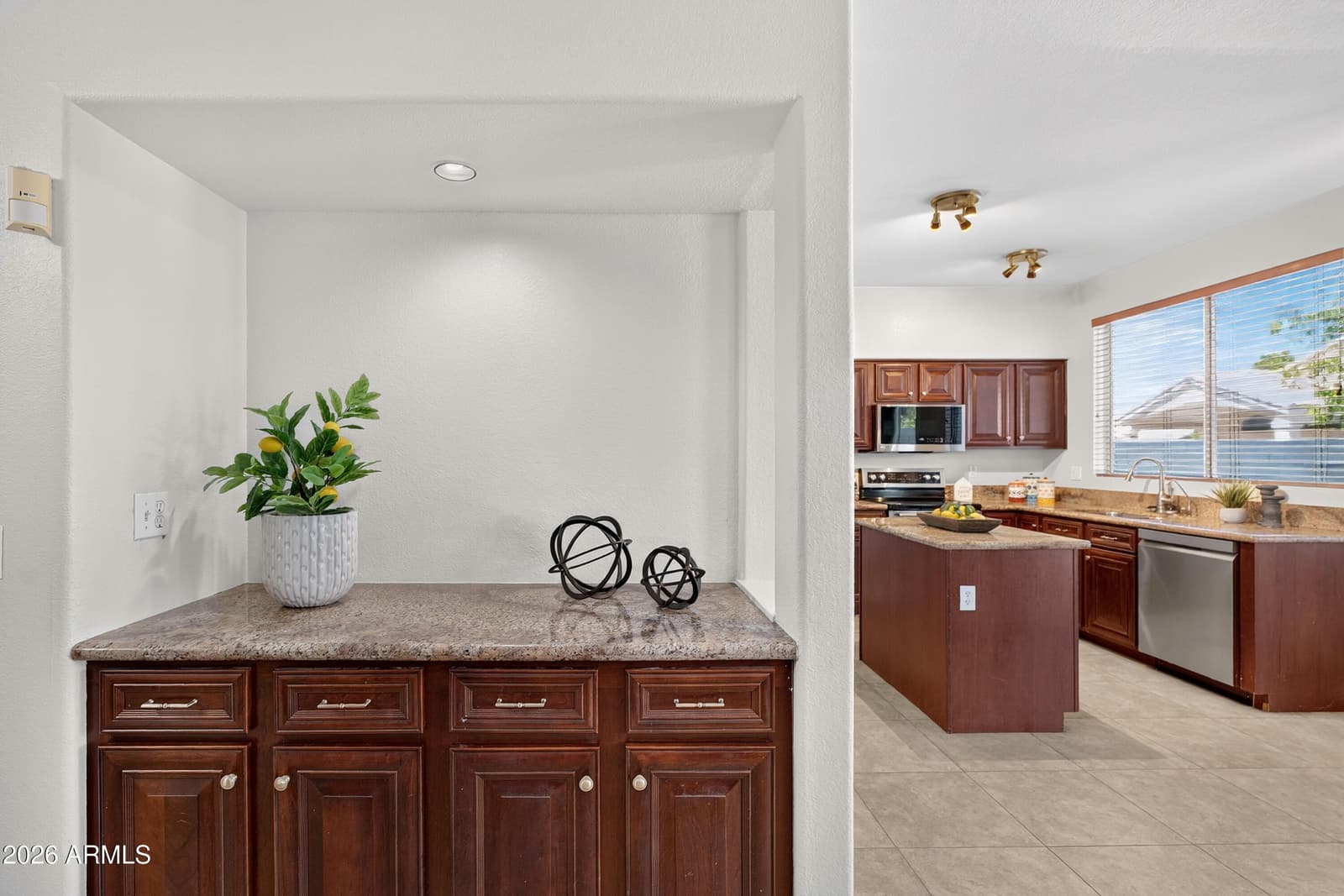 1100 W Glenmere Drive, Chandler, AZ 85224 — photo 8 of 49