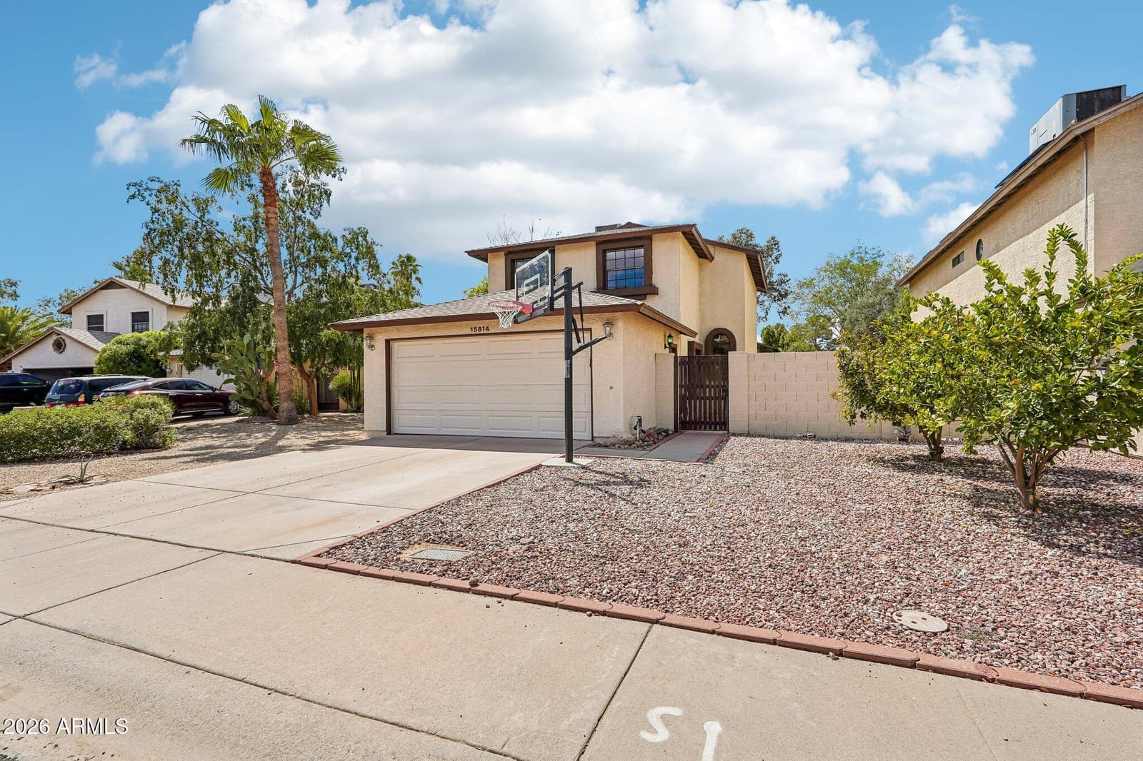 15814 N 37th Drive, Phoenix, AZ 85053 — photo 2 of 41
