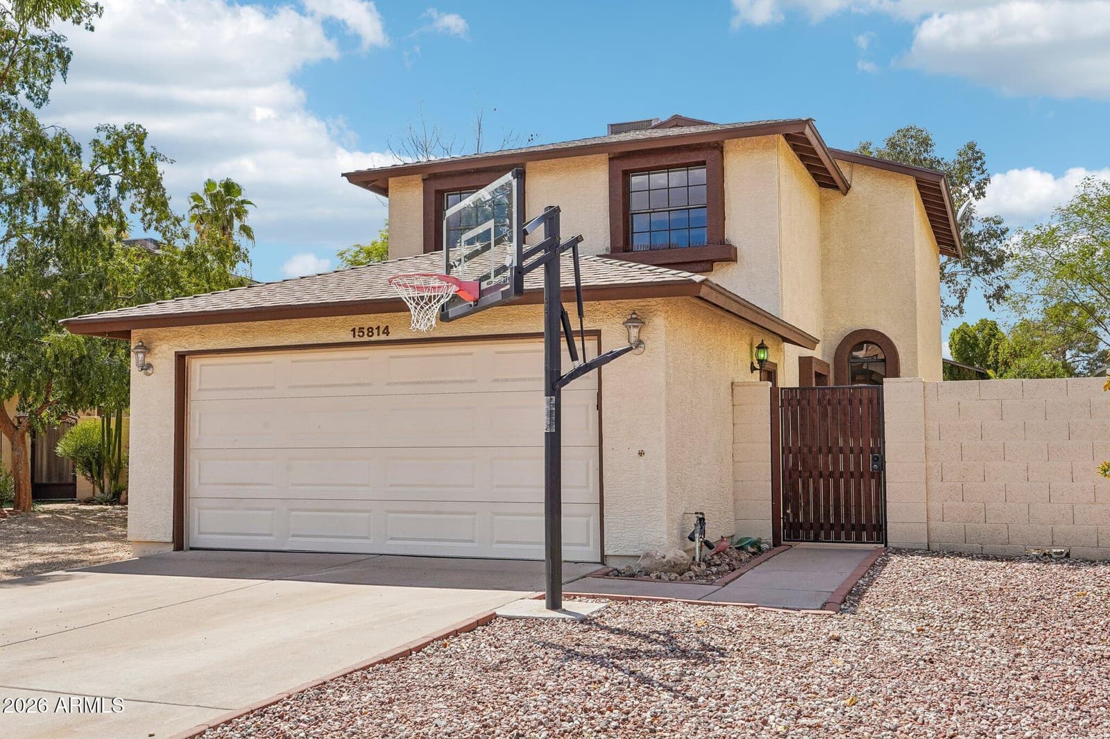 15814 N 37th Drive, Phoenix, AZ 85053 — photo 3 of 41