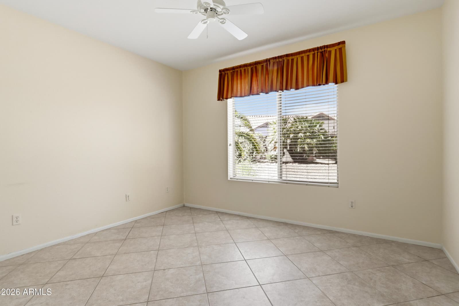 15750 W Linksview Drive, Surprise, AZ 85374 — photo 26 of 36