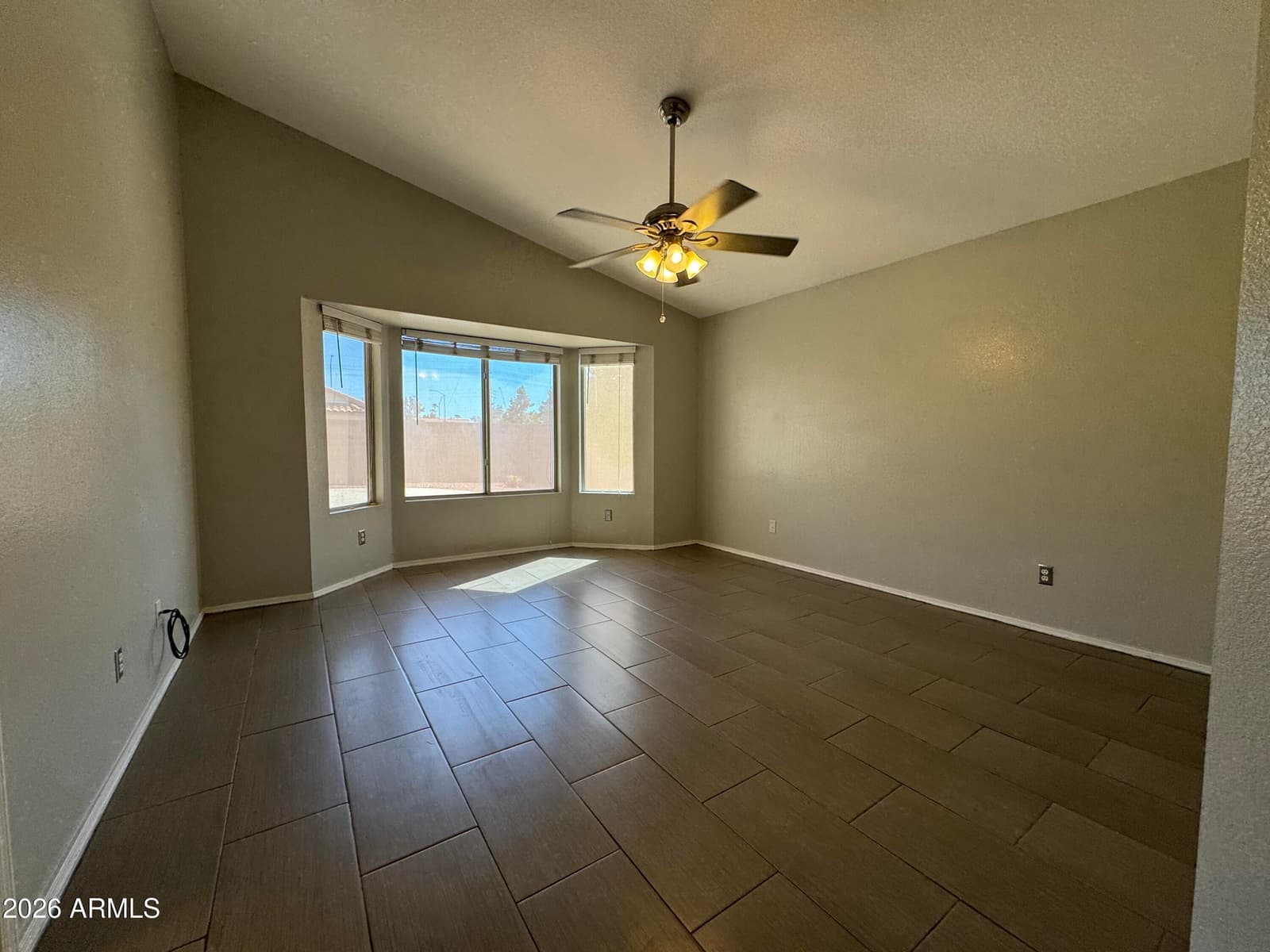 663 W Nopal Avenue, Mesa, AZ 85210 — photo 8 of 23