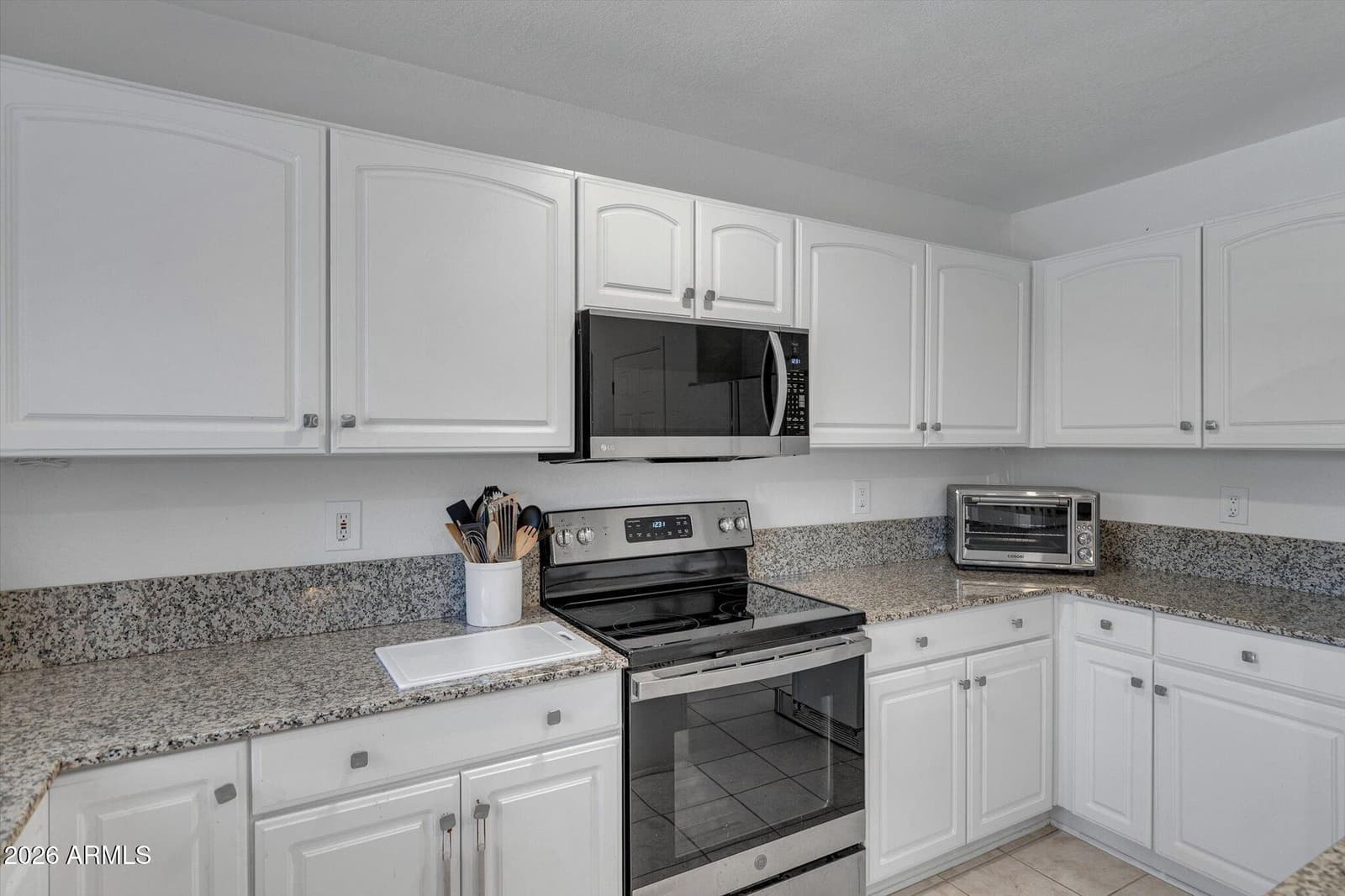 38 N Marble Street, Gilbert, AZ 85234 — photo 10 of 30