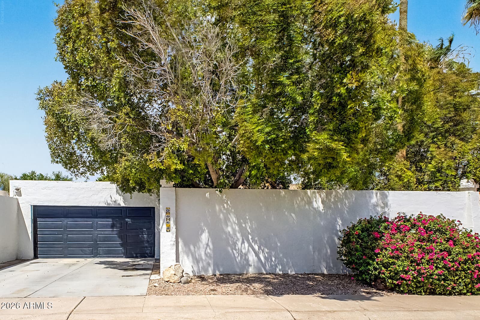 2068 E Cairo Drive, Tempe, AZ 85282 — photo 5 of 50