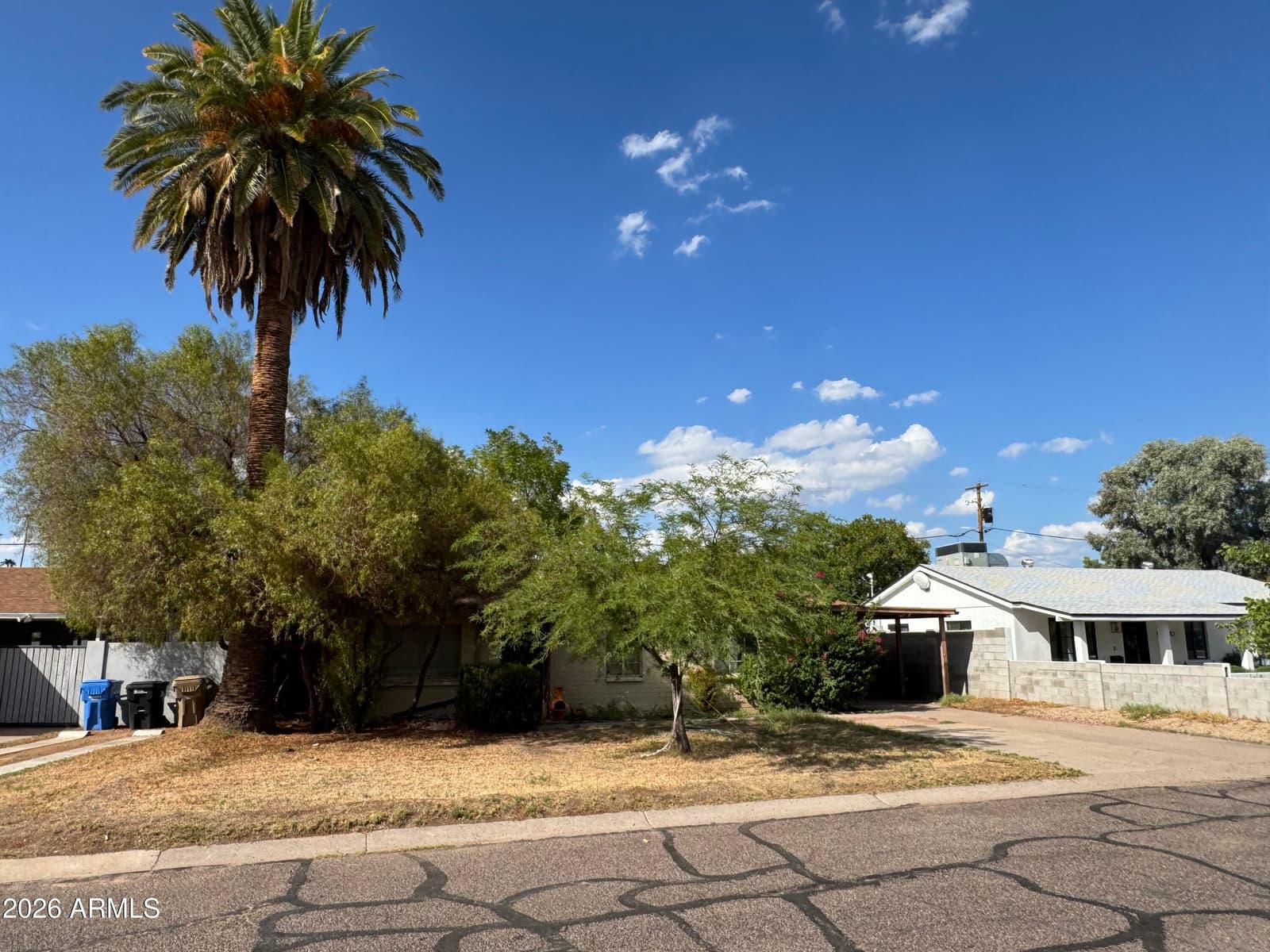 3516 E Amelia Avenue, Phoenix, AZ 85018 — photo 3 of 26