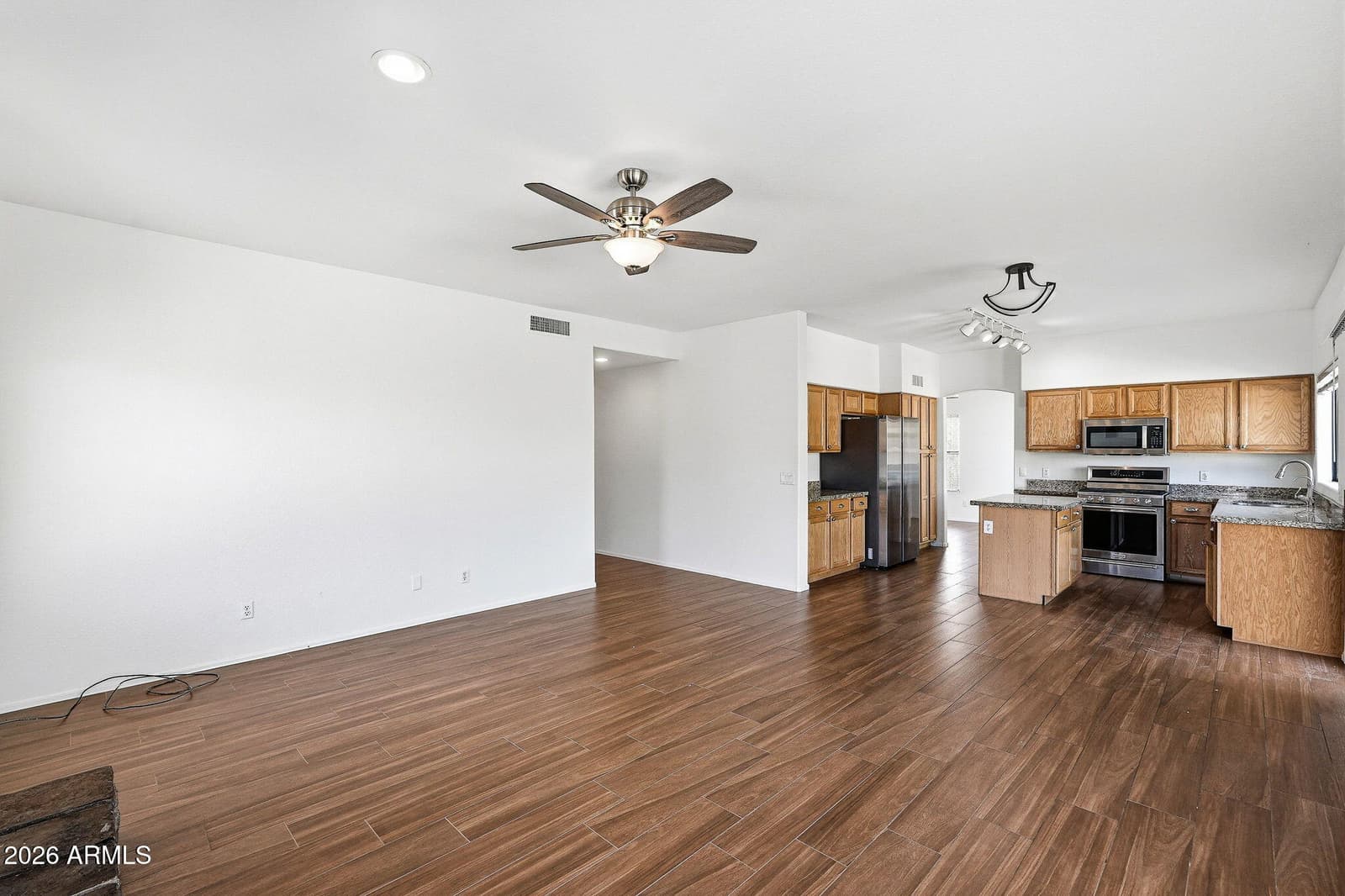 19220 N 39th Place, Phoenix, AZ 85050 — photo 25 of 62