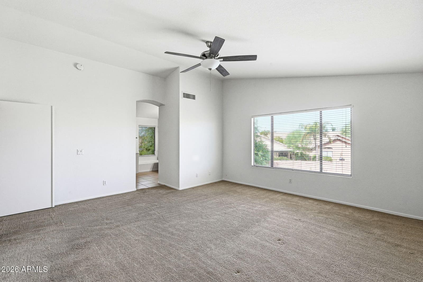 19220 N 39th Place, Phoenix, AZ 85050 — photo 39 of 62