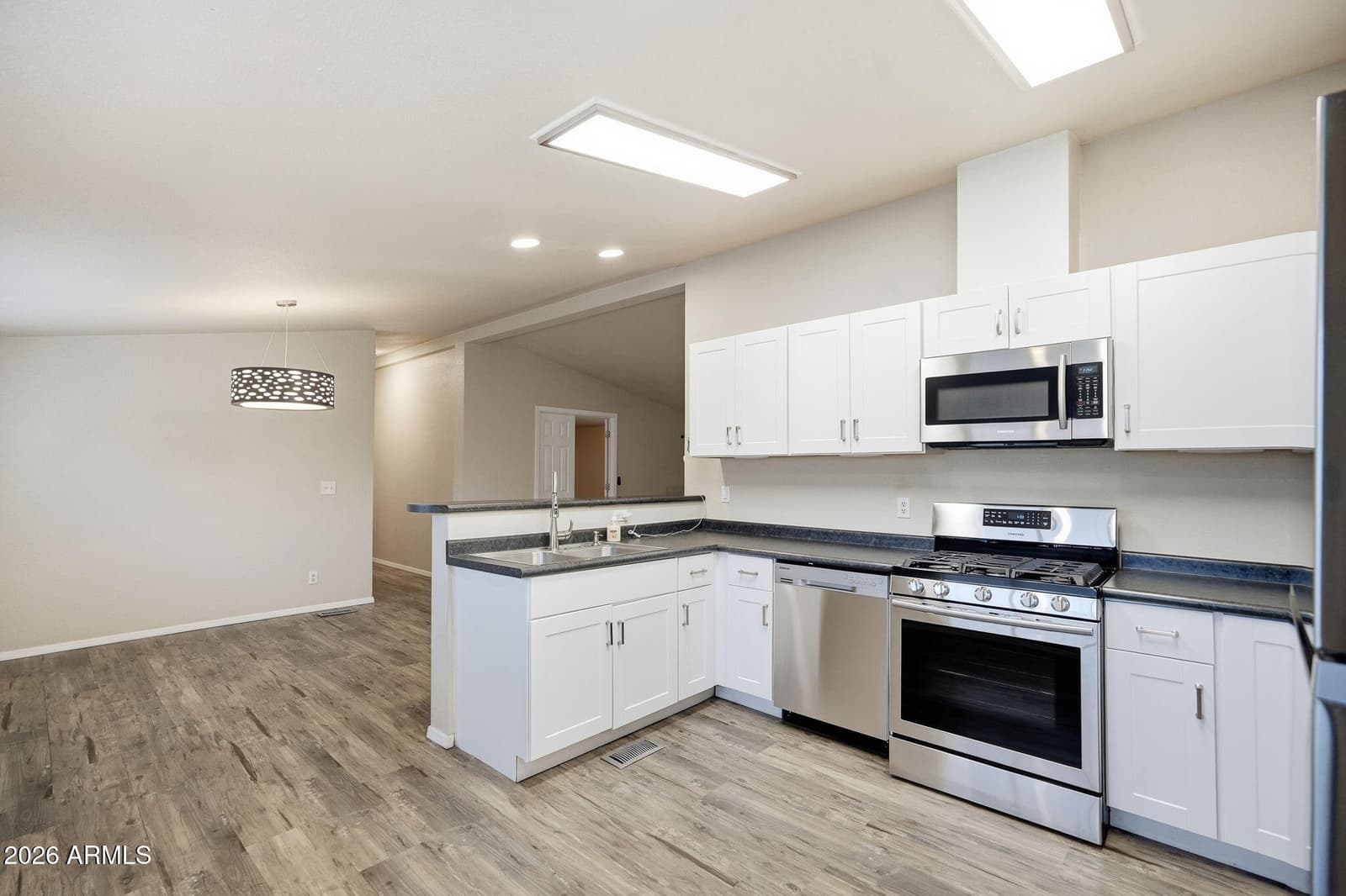 10951 N 91st Avenue 191, Peoria, AZ 85345 — photo 12 of 45