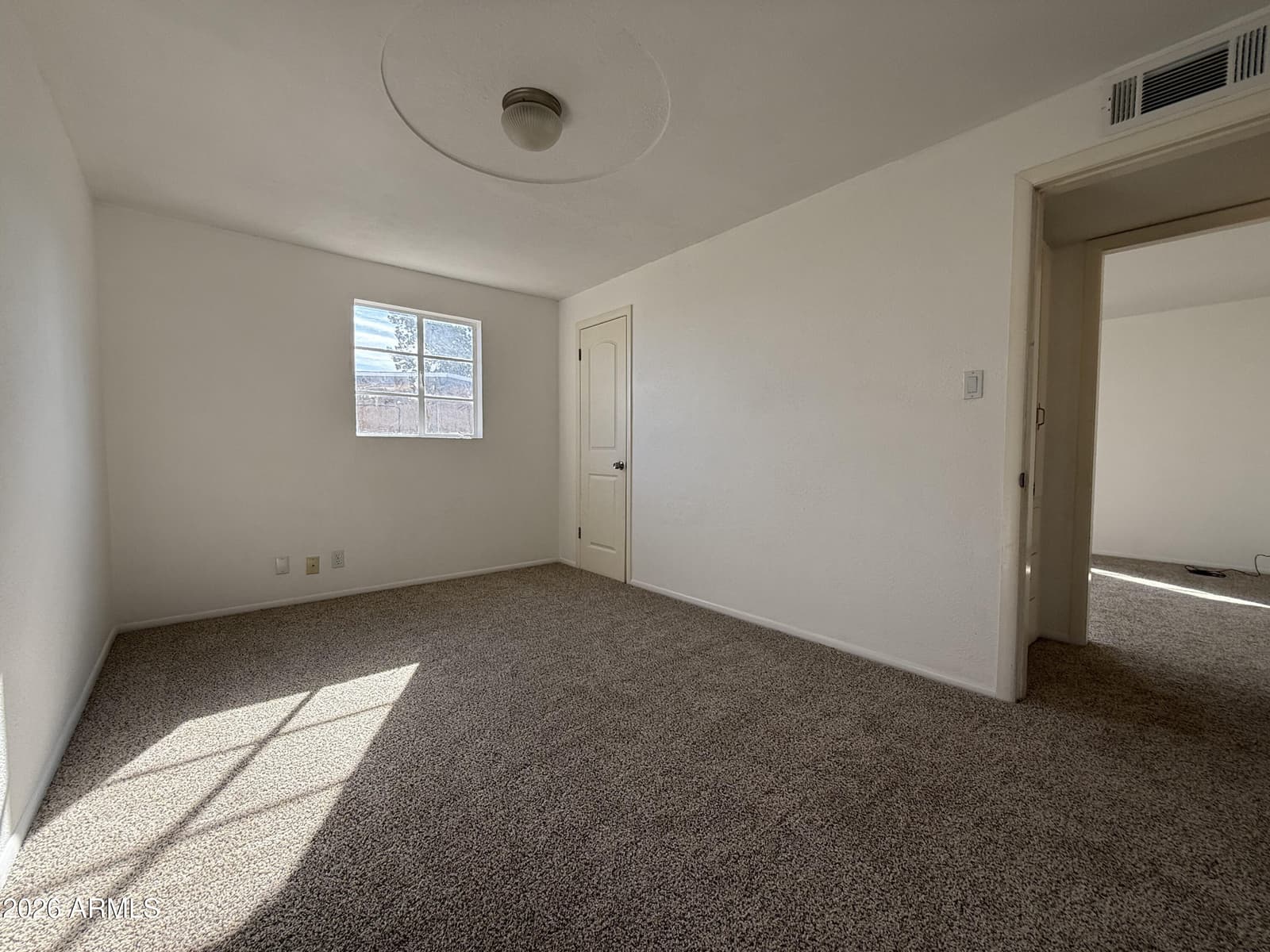 123 E Apache Street, Huachuca City, AZ 85616 — photo 13 of 30