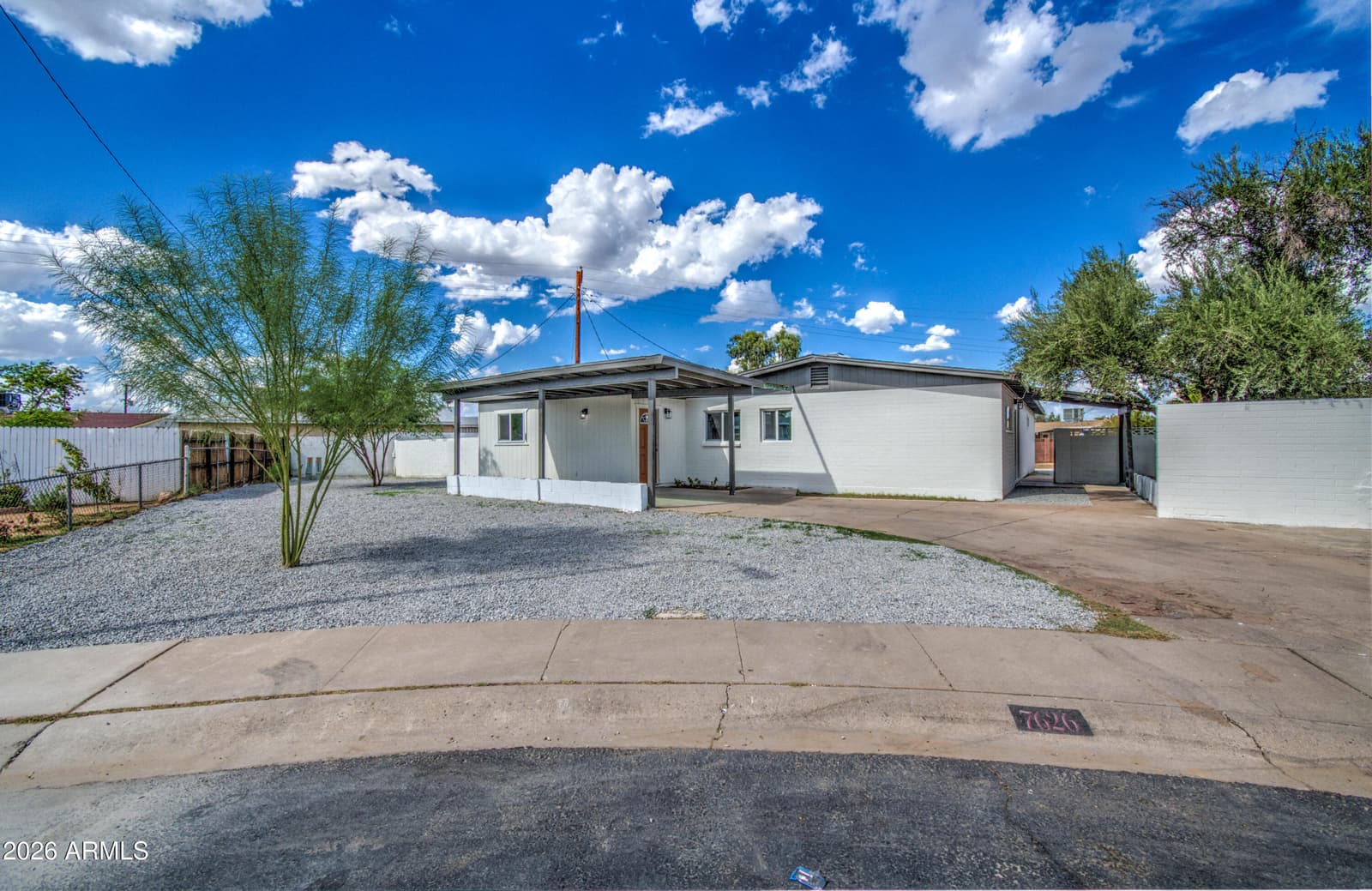 7626 W Sheila Lane, Phoenix, AZ 85033 — photo 2 of 50