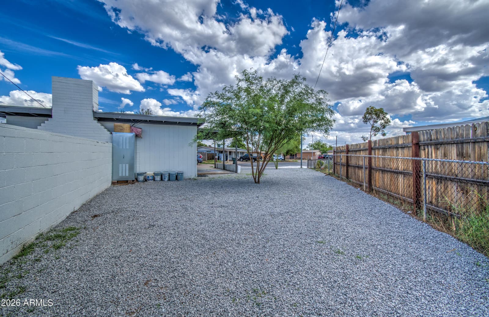 7626 W Sheila Lane, Phoenix, AZ 85033 — photo 7 of 50
