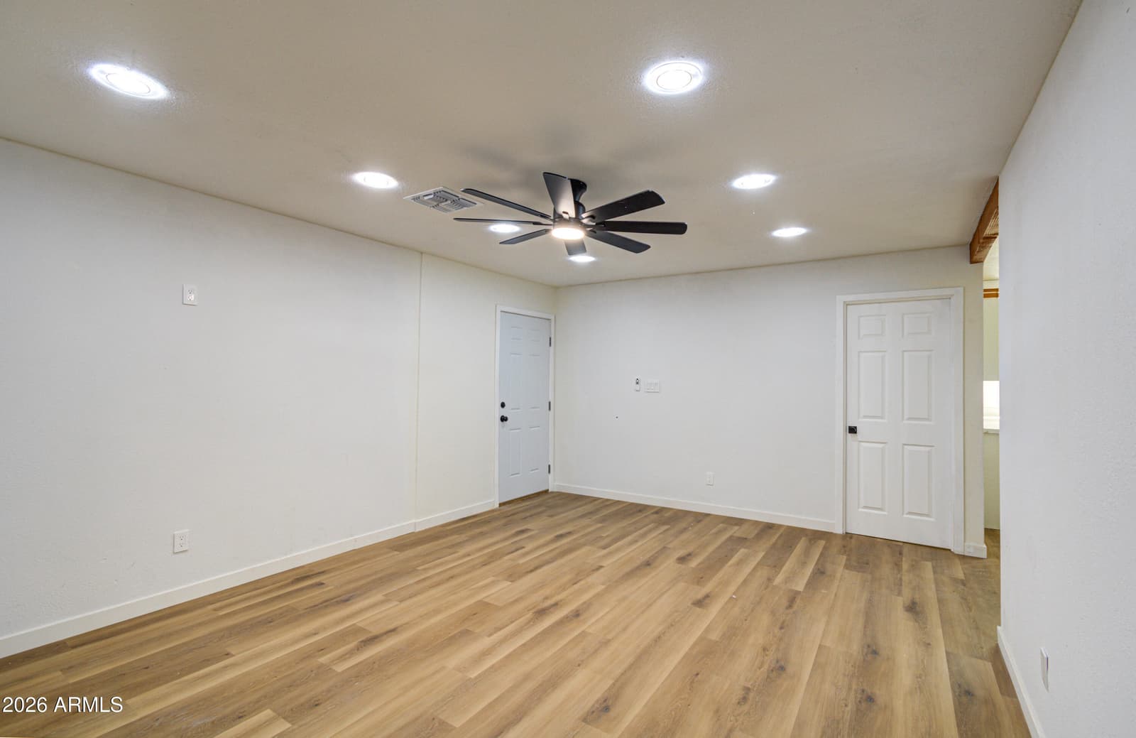 7626 W Sheila Lane, Phoenix, AZ 85033 — photo 14 of 50