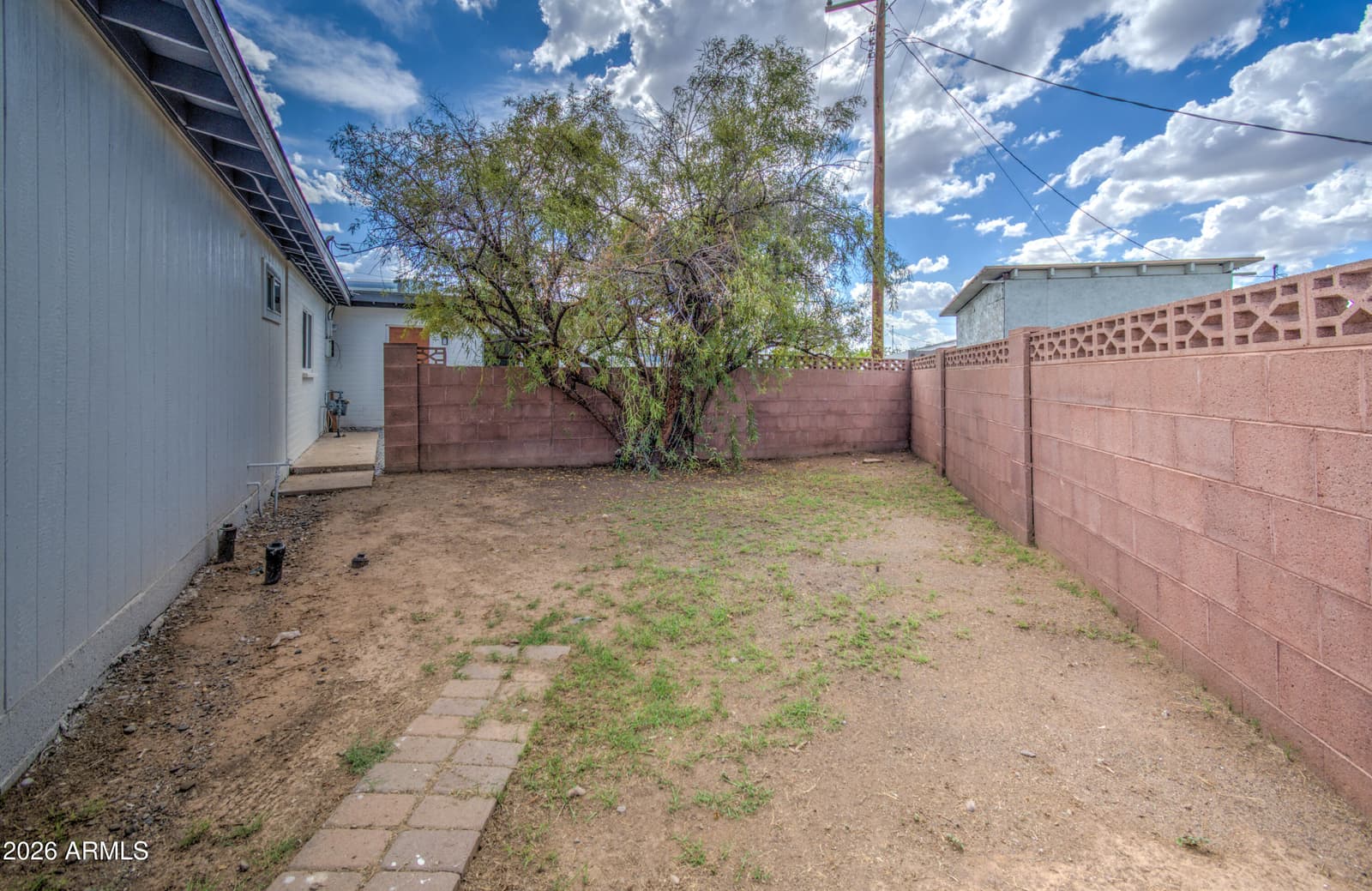 7626 W Sheila Lane, Phoenix, AZ 85033 — photo 45 of 50