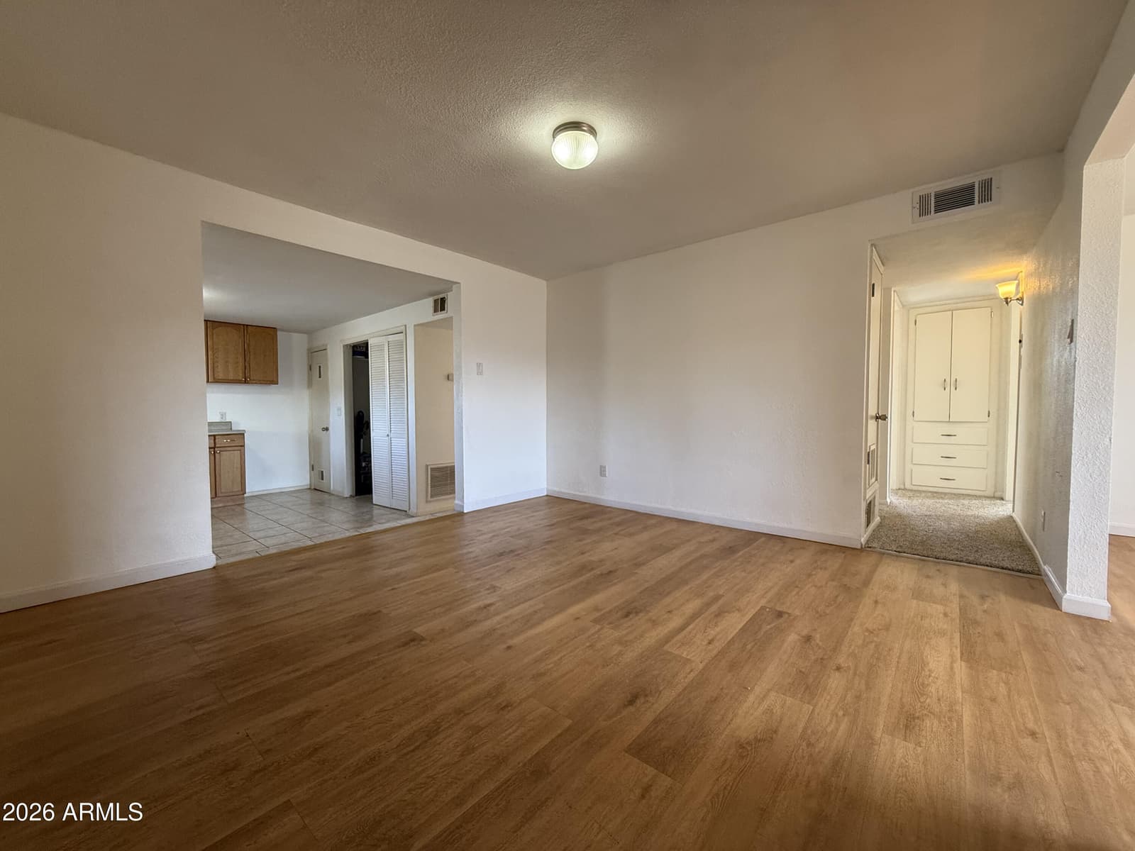 123 E Apache Street, Huachuca City, AZ 85616 — photo 17 of 31