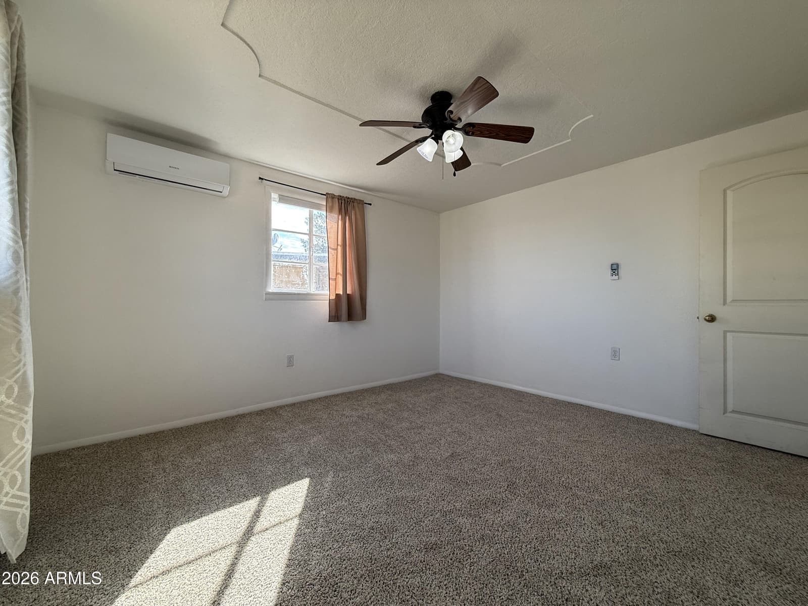 123 E Apache Street, Huachuca City, AZ 85616 — photo 26 of 31