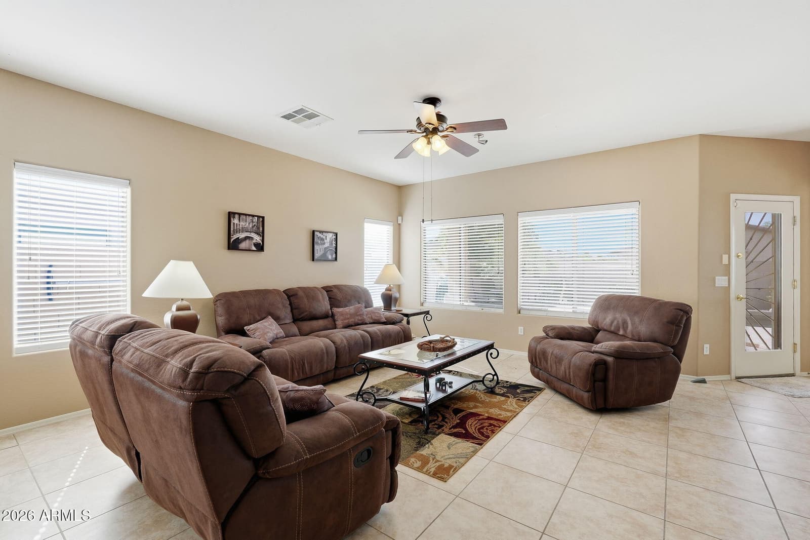 255 W Atlantic Drive, Casa Grande, AZ 85122 — photo 8 of 41