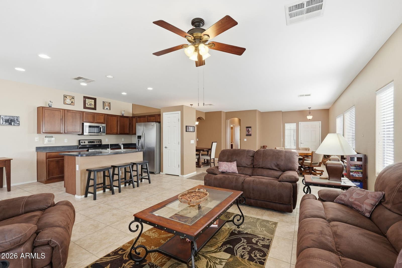 255 W Atlantic Drive, Casa Grande, AZ 85122 — photo 9 of 41