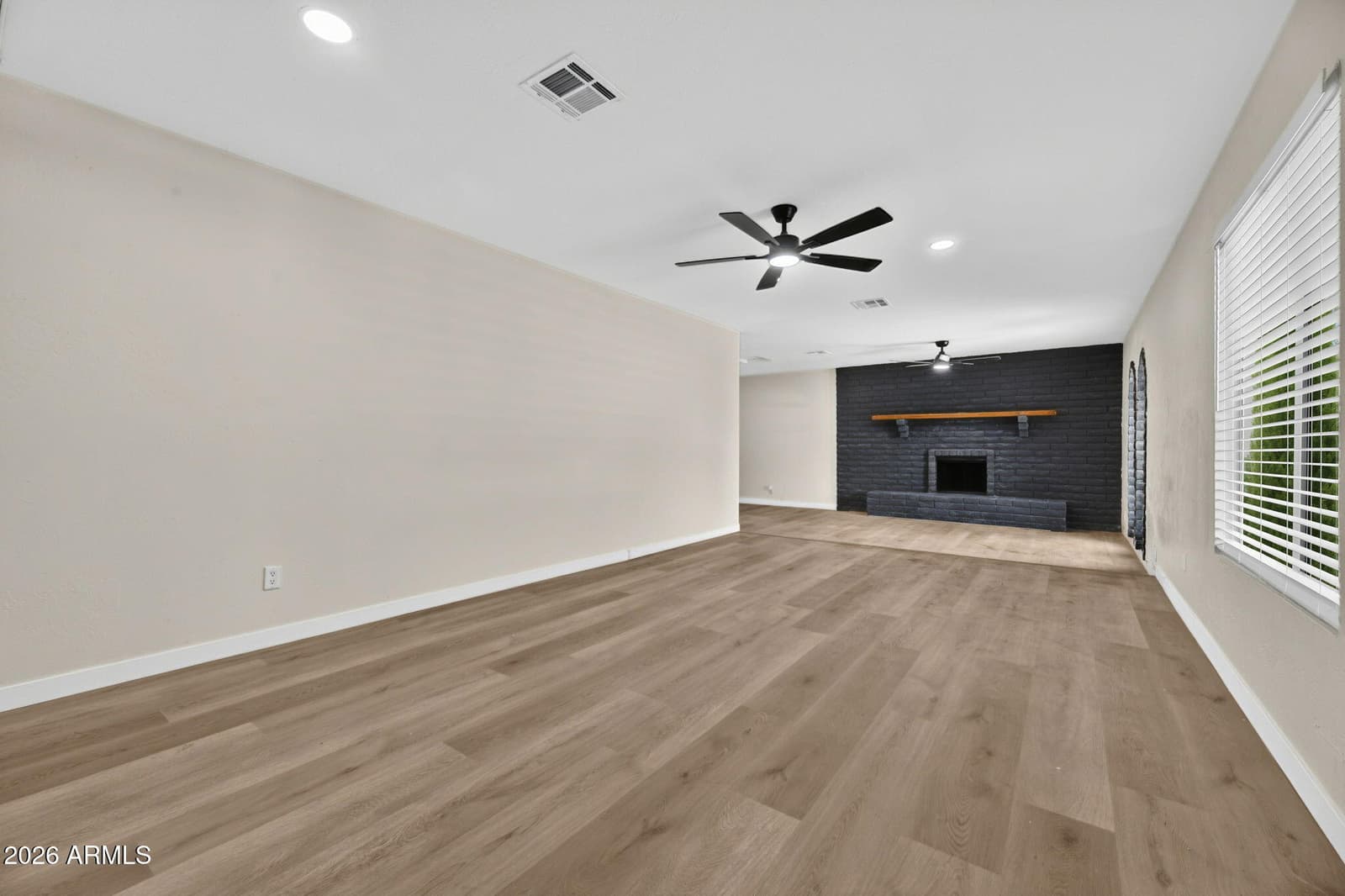 4528 N 50th Avenue, Phoenix, AZ 85031 — photo 6 of 26