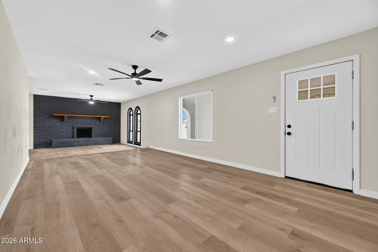 4528 N 50th Avenue, Phoenix, AZ 85031 — photo 5 of 26