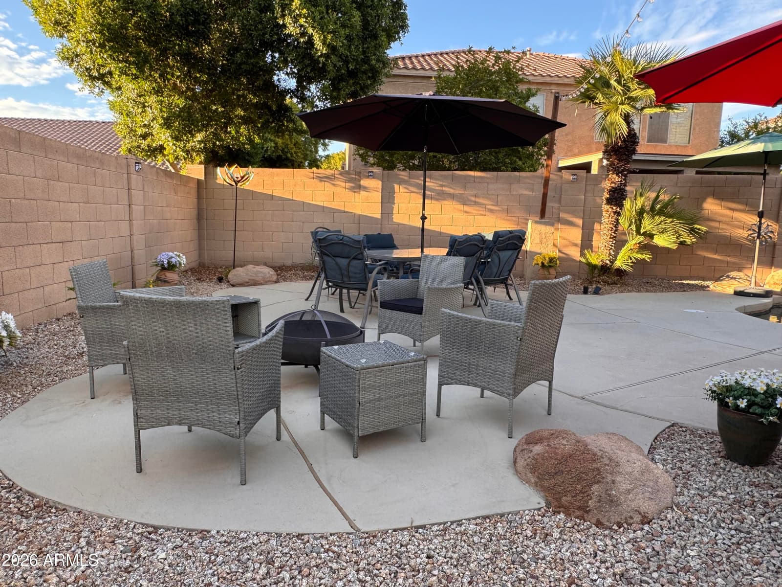 320 W Leah Avenue, Gilbert, AZ 85233 — photo 10 of 69